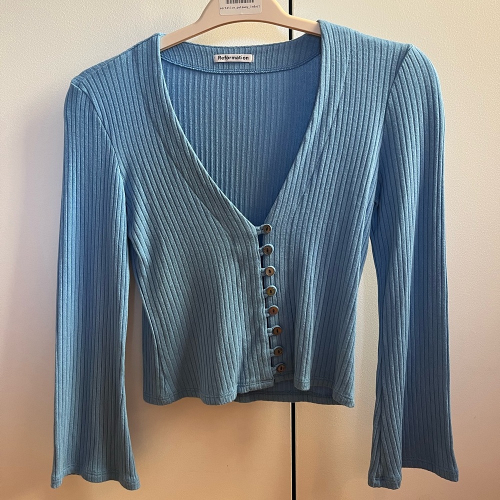Reformation geller knit top baby blue size small